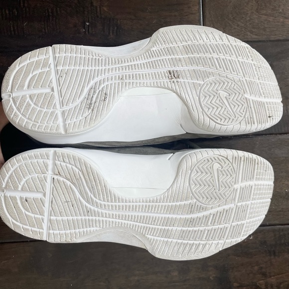 Nike Shoes✨ - Picture 6 of 6